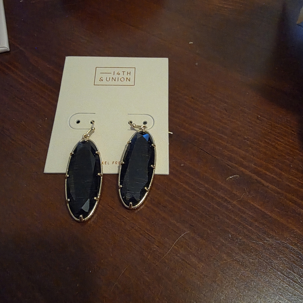 14th & Union Oval Black and Gold Earrings 3/$20